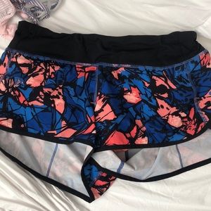 Lululemon speed up short 2.5 in.